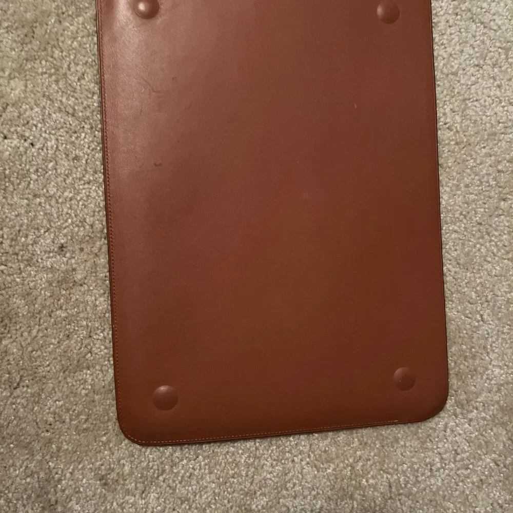 Genuine leather apple laptop sleeve